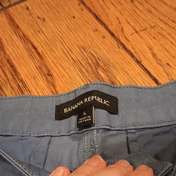 Banana Republic Blue Pleat Front Women's Shorts Size 6 NWT - Picture 5 of 8